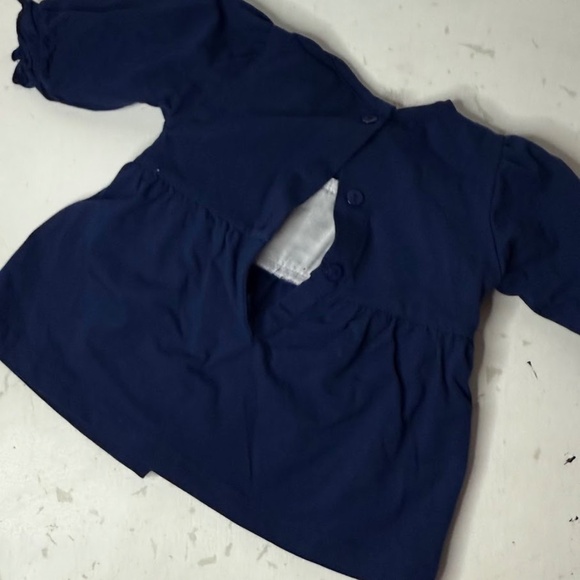 Smocked Peanuts Charlie Brown Christmas Snoopy Infant Baby Dress Top - Picture 6 of 6